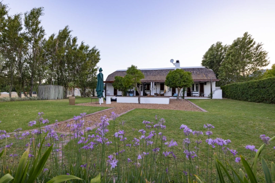 6 Bedroom Property for Sale in Klein Parys Western Cape